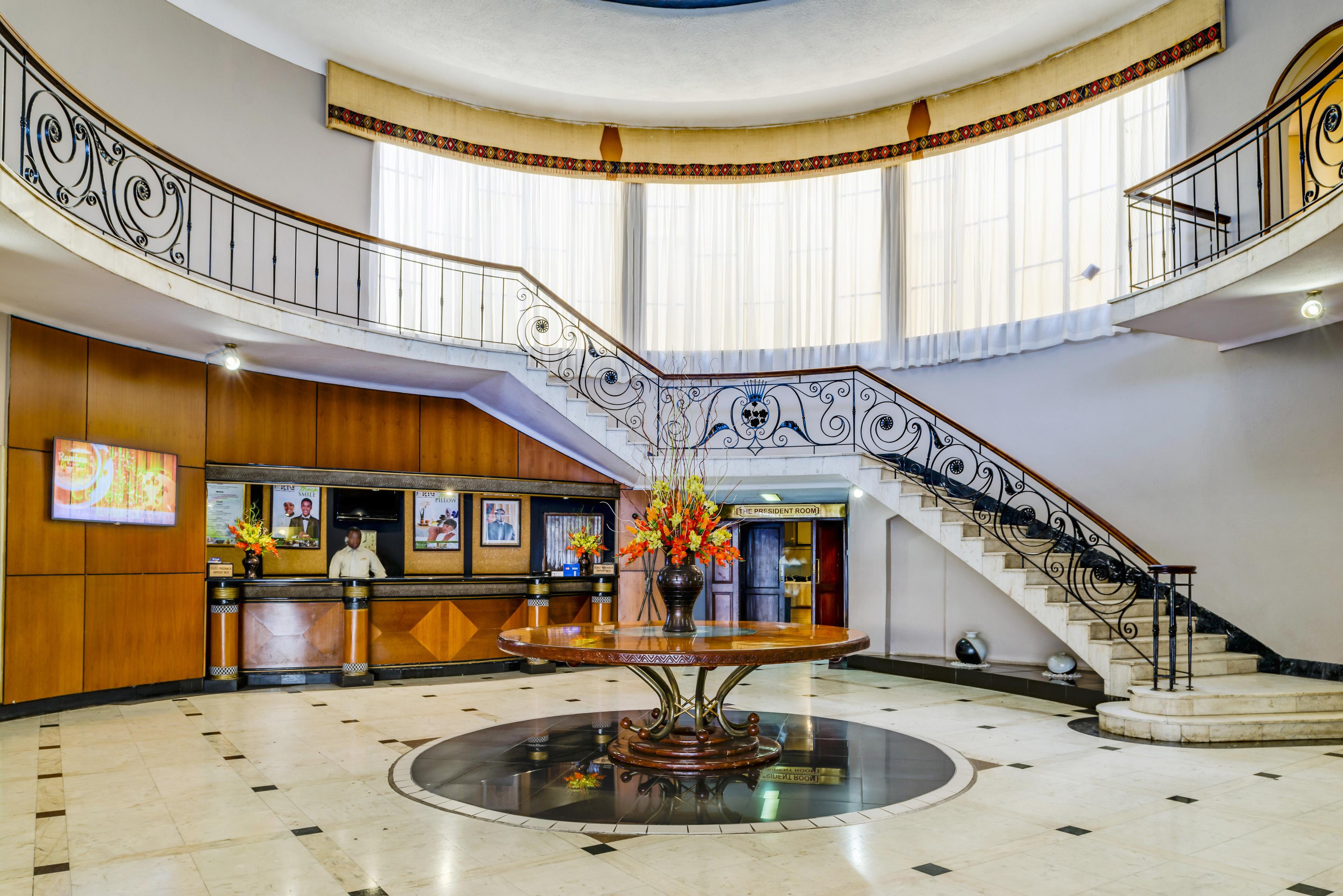 Bulawayo Rainbow Hotel Exterior photo