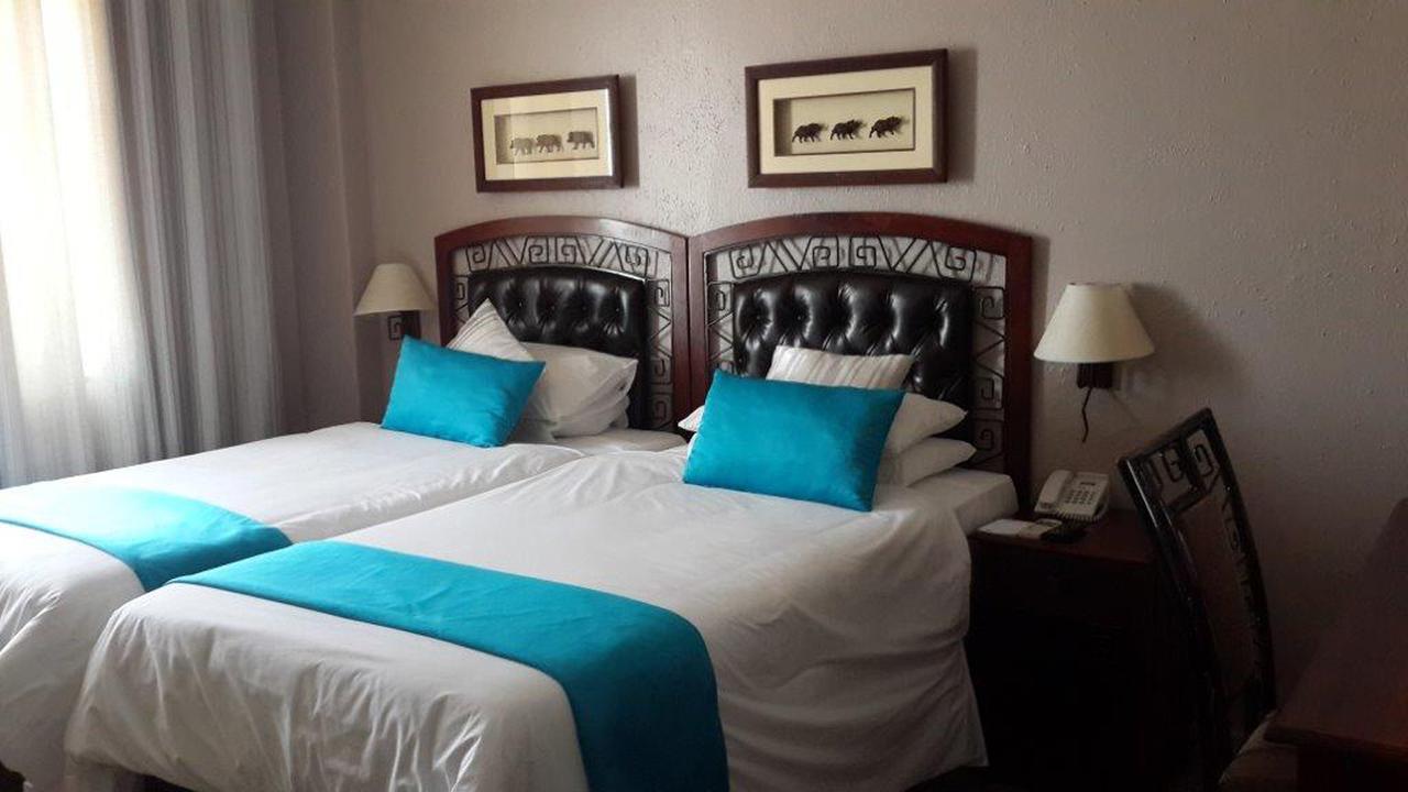 Bulawayo Rainbow Hotel Exterior photo